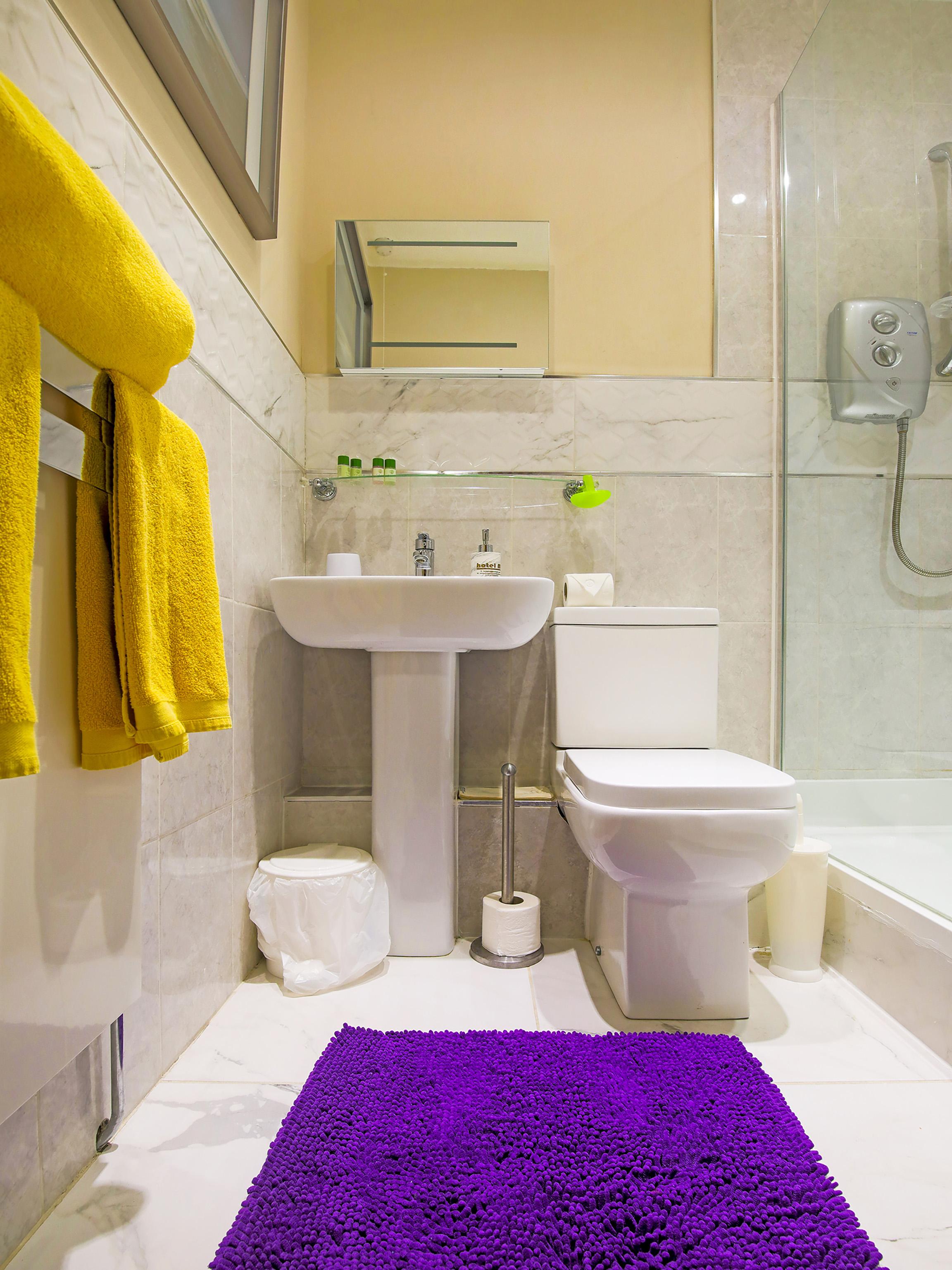 Oyo Mj Kingsway Hotel 3*