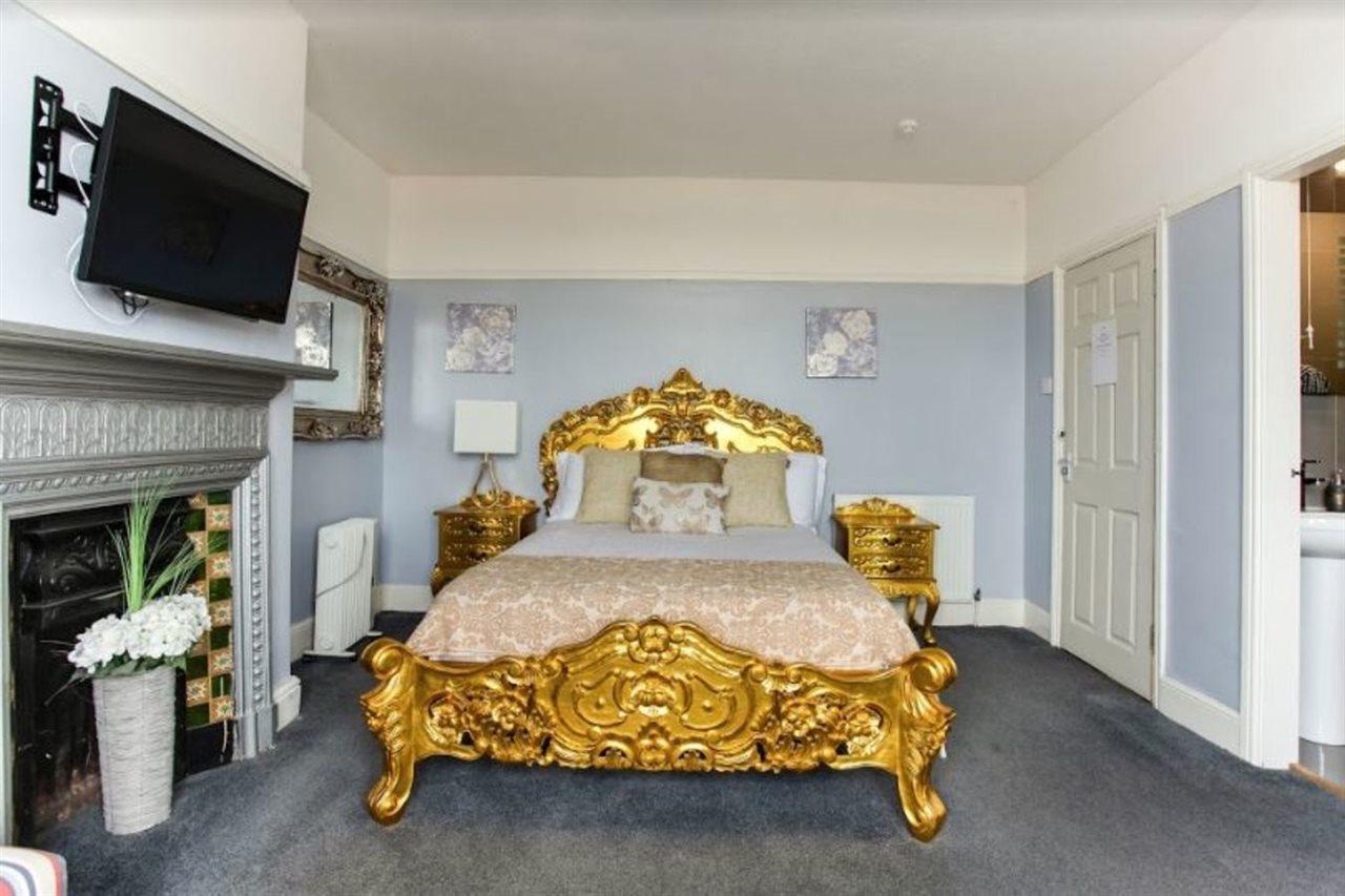 Hotel Oyo Mj Kingsway