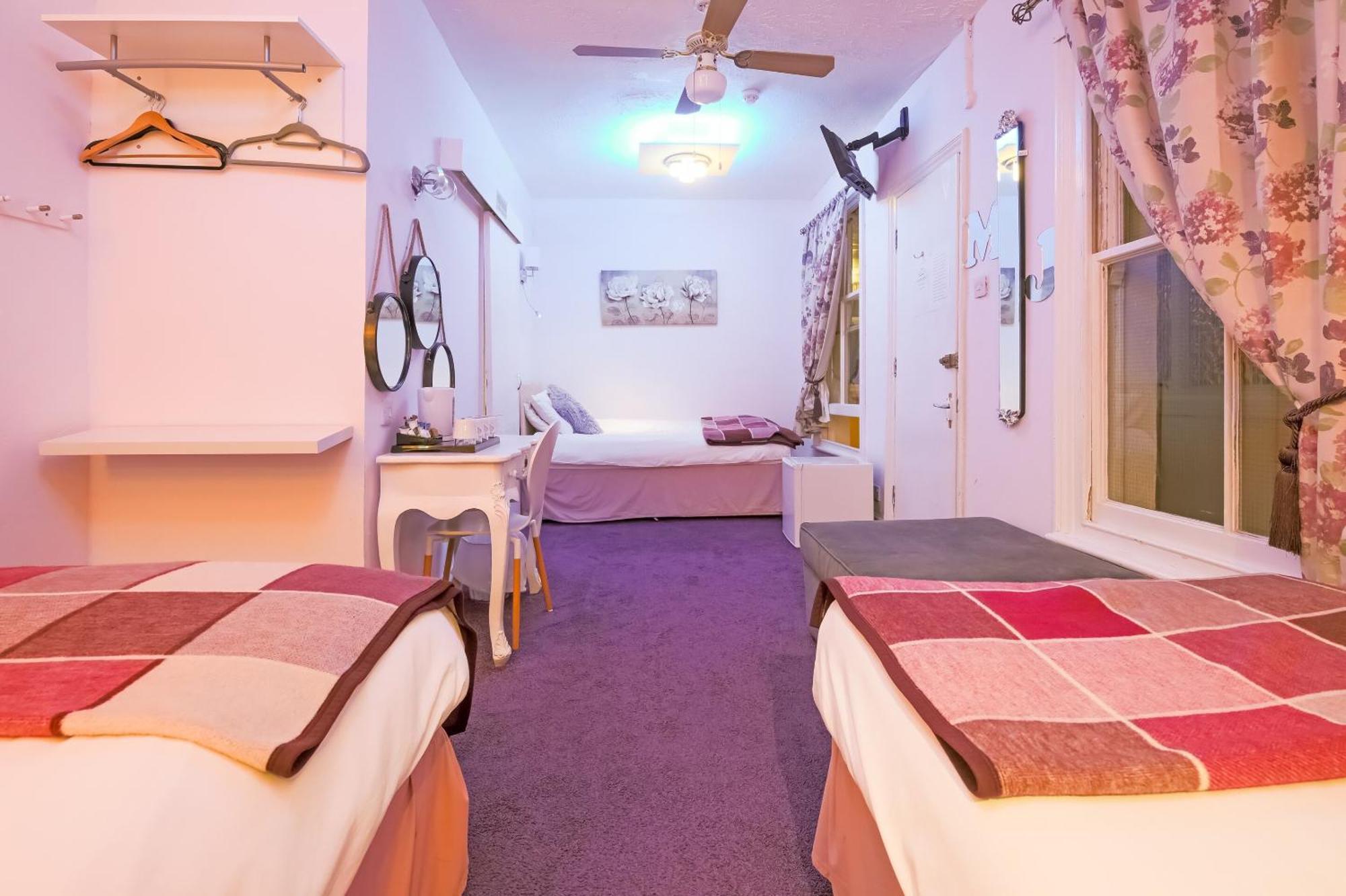 Hotel Mj Kingsway, Seafront 3*